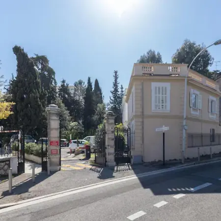 Διαμέρισμα Extra Spacious 5 Min Walk To Sea & Tram Νίκαια