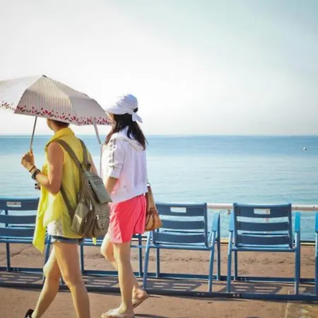 Extra Spacious 5 Min Walk To Sea & Tram Διαμέρισμα